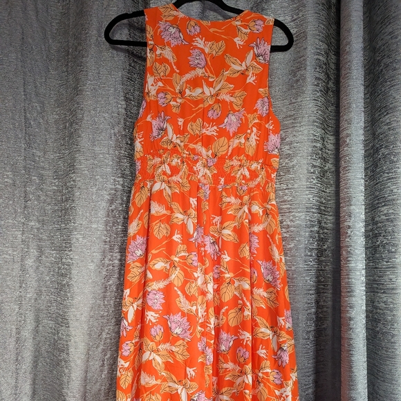 Collective Concepts Smocked Floral Print Midi Dress - Picture 5 of 5